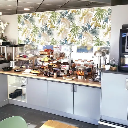 Отель Atlantic 2*