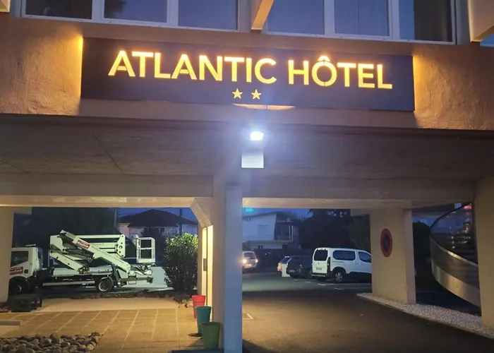 Atlantic Отель По